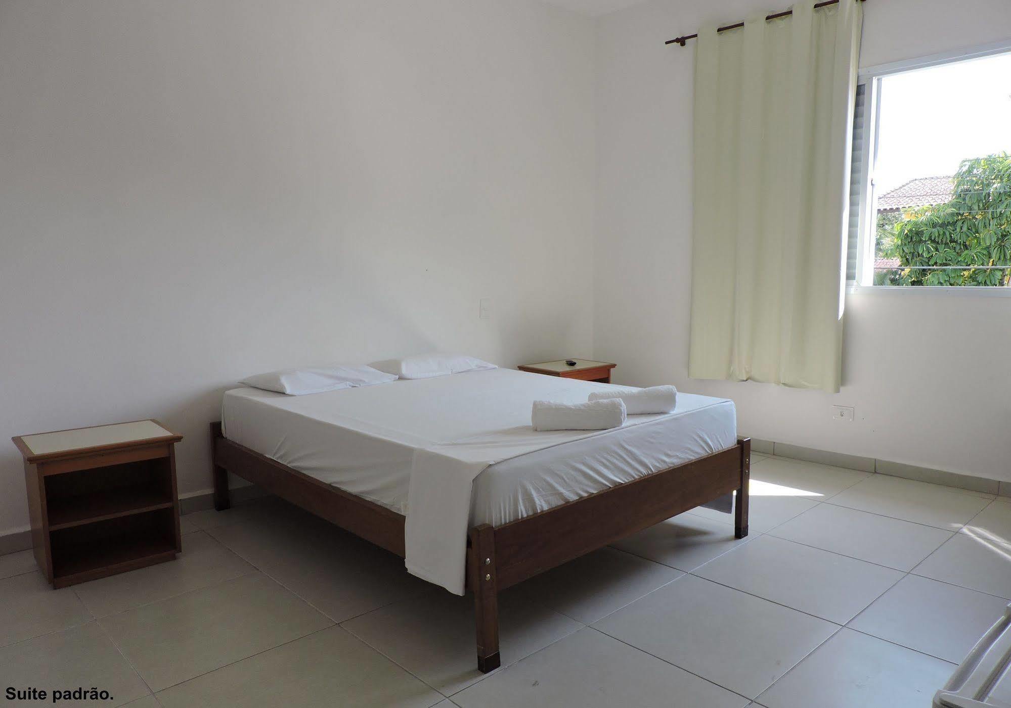 Consulado Praia Hotel Гуаружа Екстериор снимка